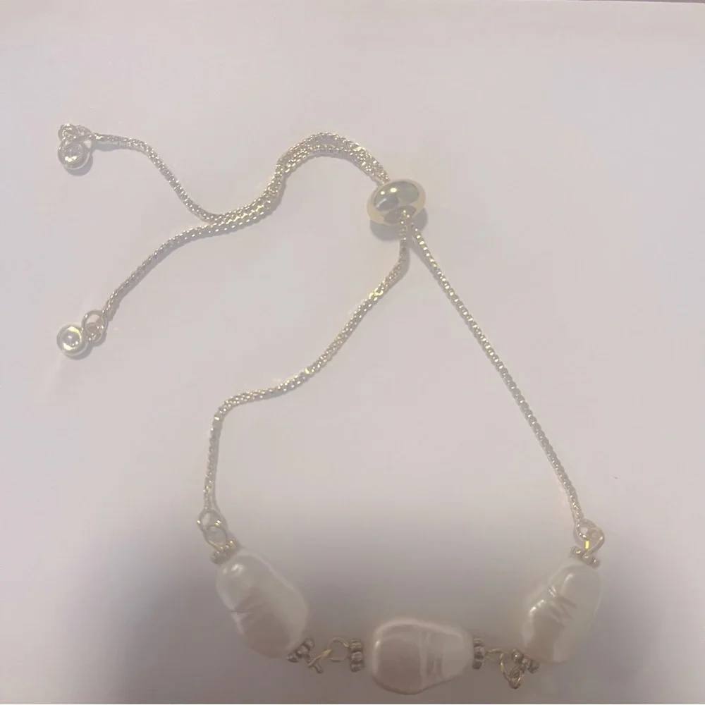 Pearl Adjustable Bracelet with Rhinestones Ends Gold White New Handcrafted - Picture 5 of 7